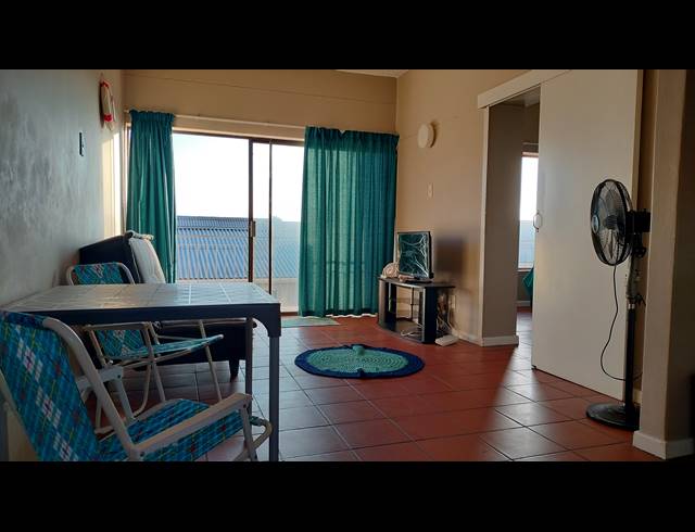 1 BEDROOM FLAT FOR SALE IN MOSSEL BAY CENTRAL